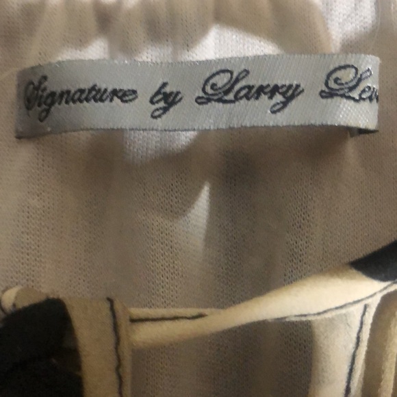 Larry Levine blouse. Size unknown - Picture 3 of 4